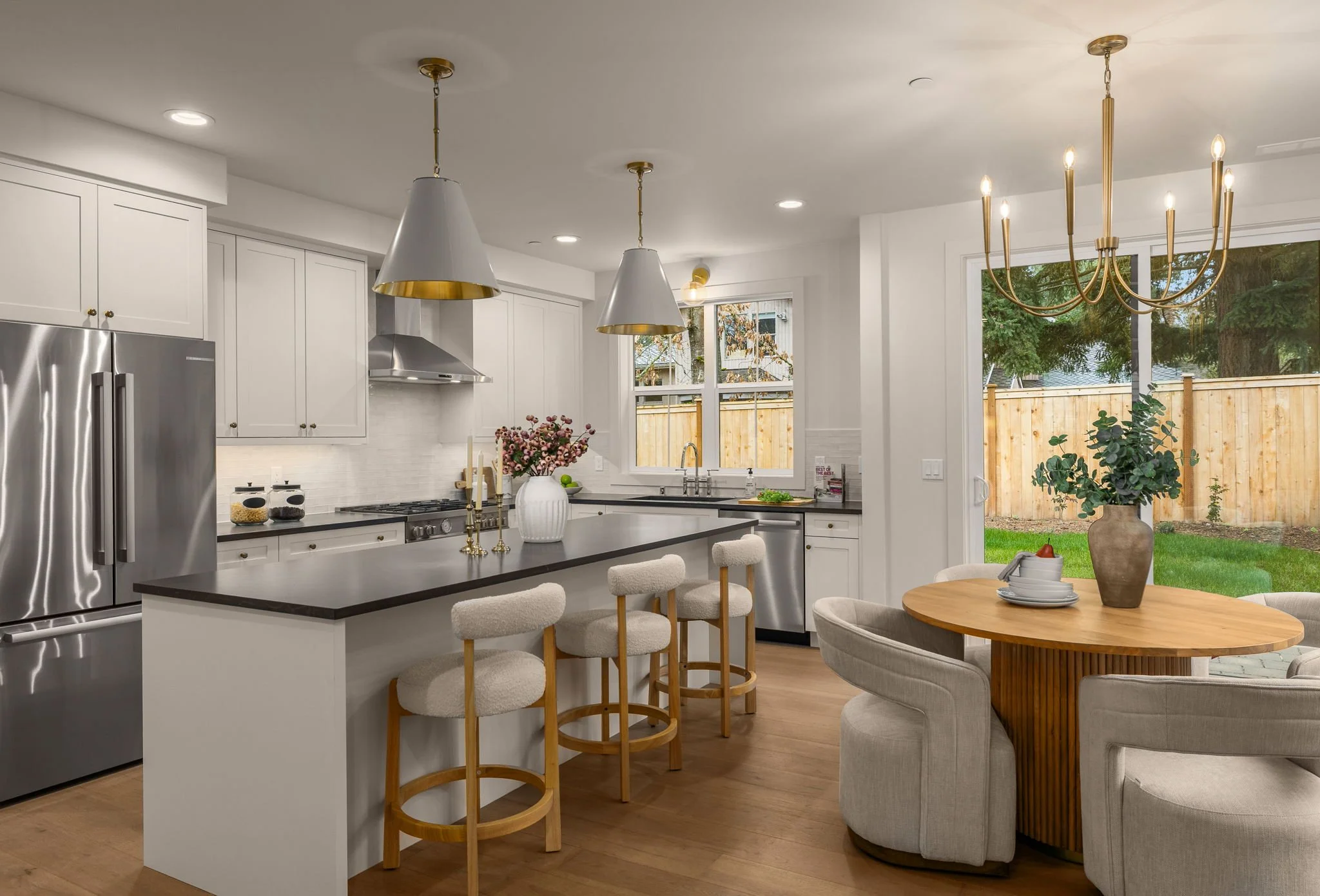 16-web-or-mls-10618-ne-54th-lane.jpg