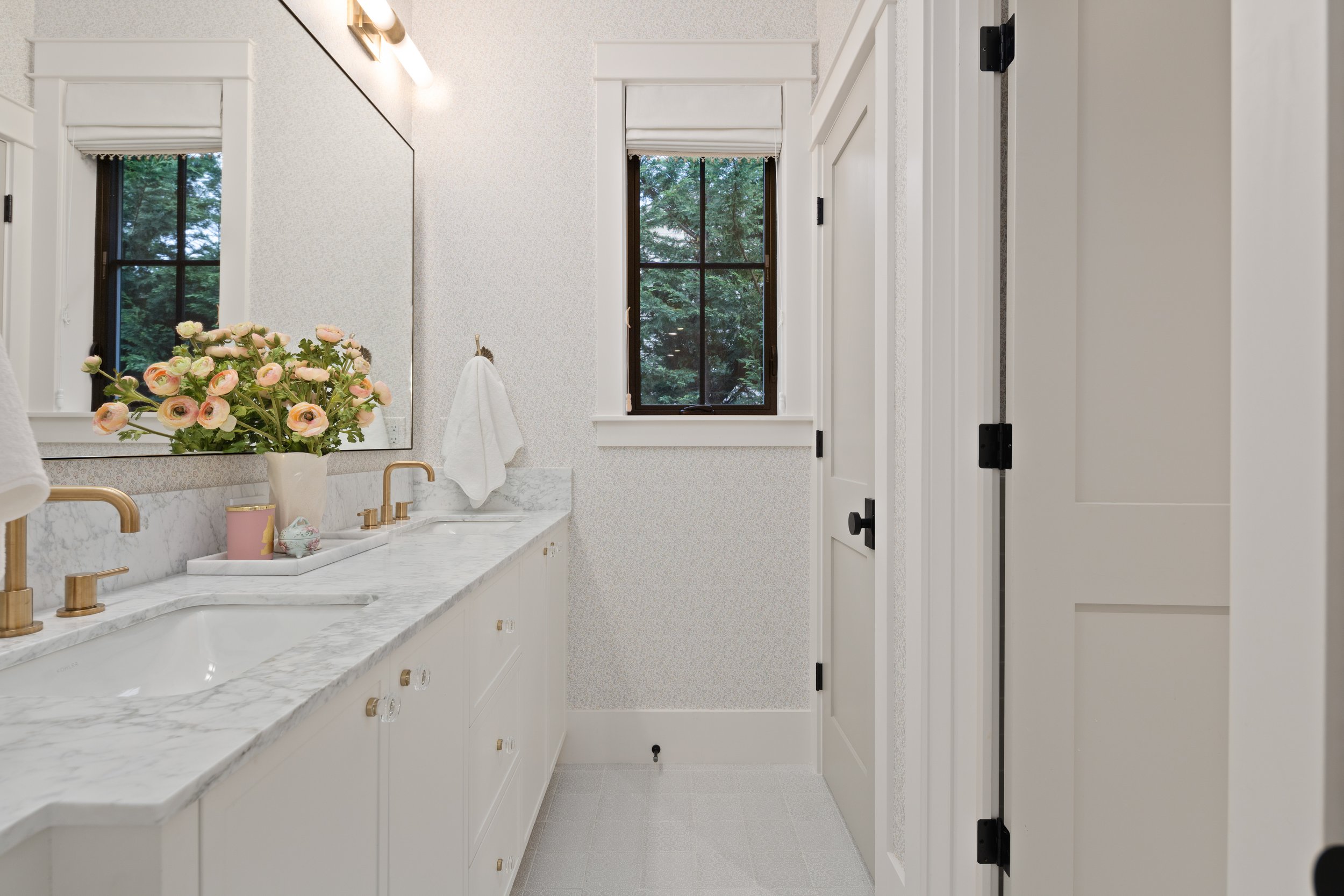 * Girls Bath 7E9A4306.jpg