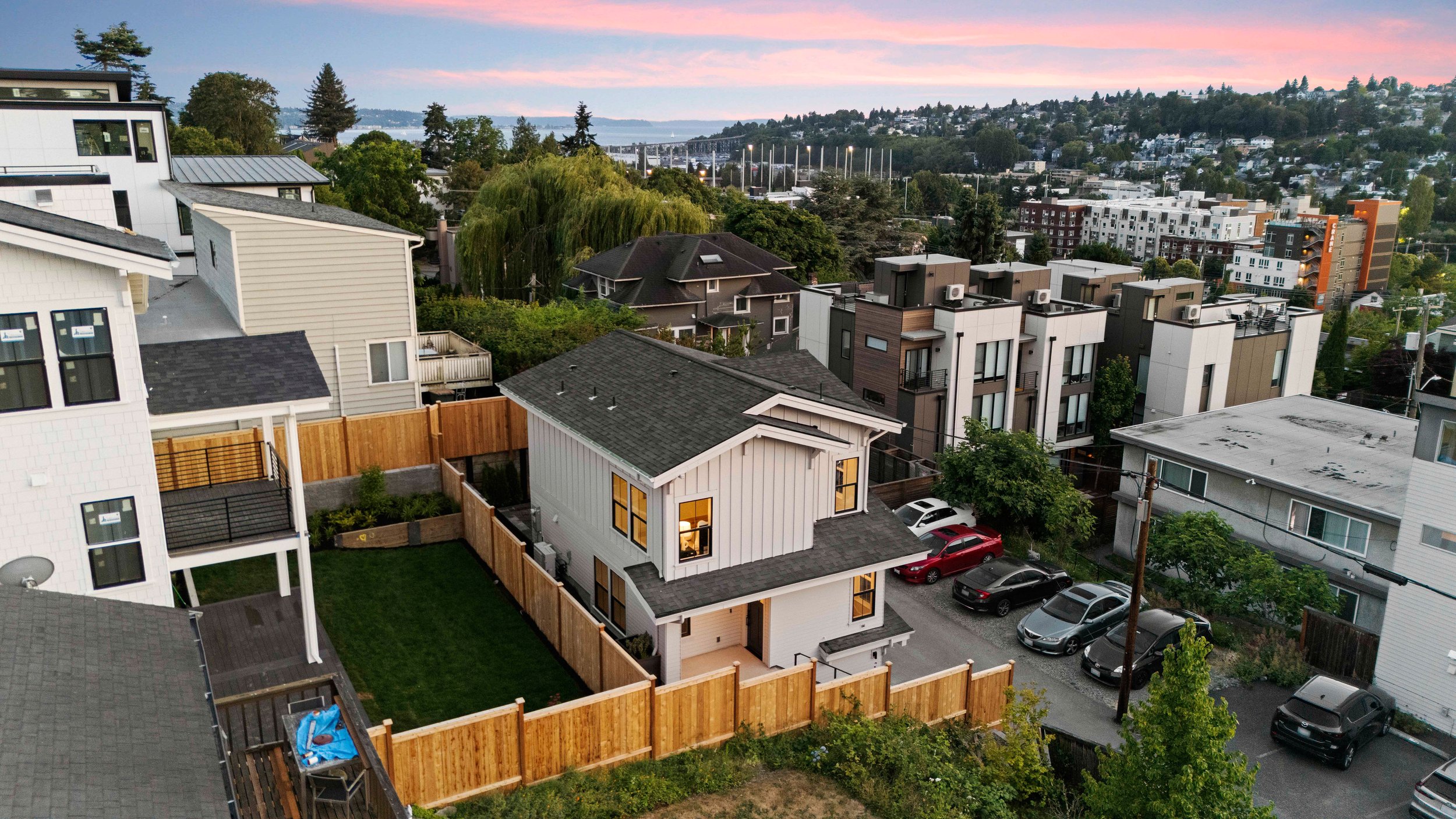 Queen Anne Overlook - Exterior Aerial 1.jpg