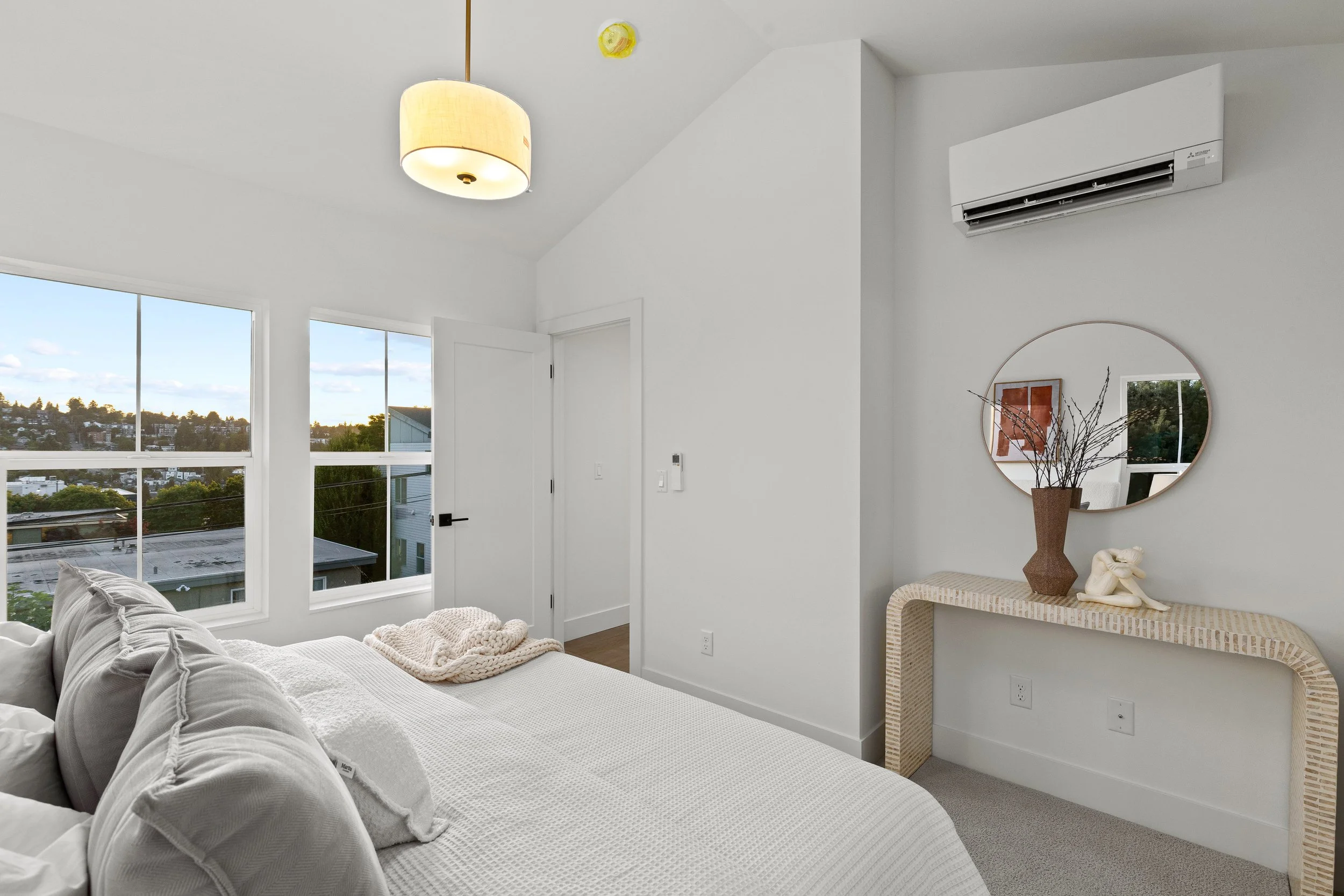 Queen Anne Overlook - Secondary Bedroom 2 1.jpg