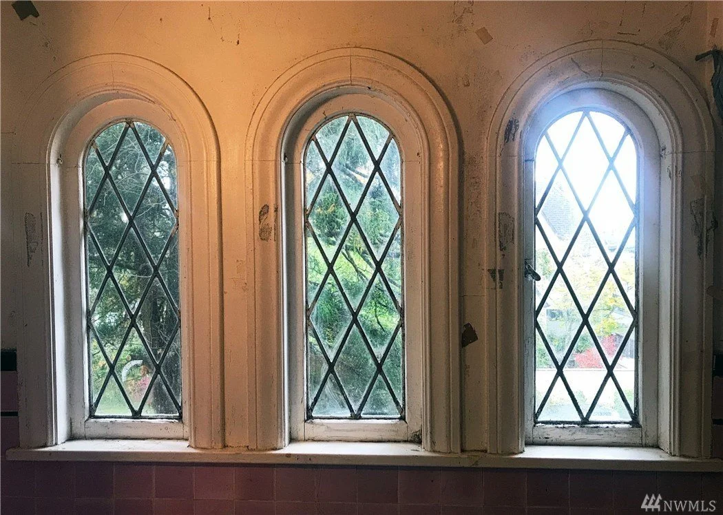Original Arched Leaded-Glass Windows