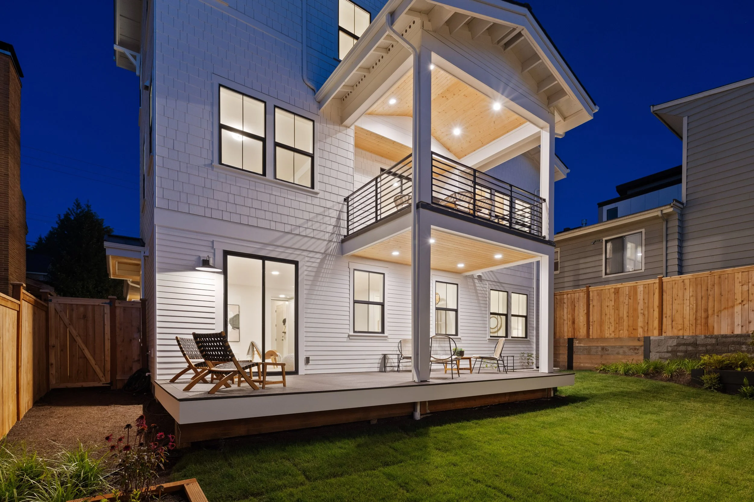 Queen Anne Overlook - Exterior Rear 1.jpg