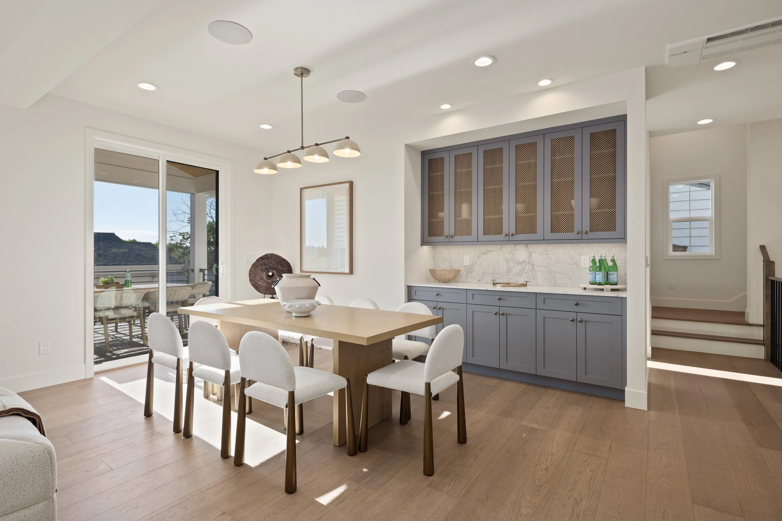 Queen Anne Overlook - Dining Room 1.jpg
