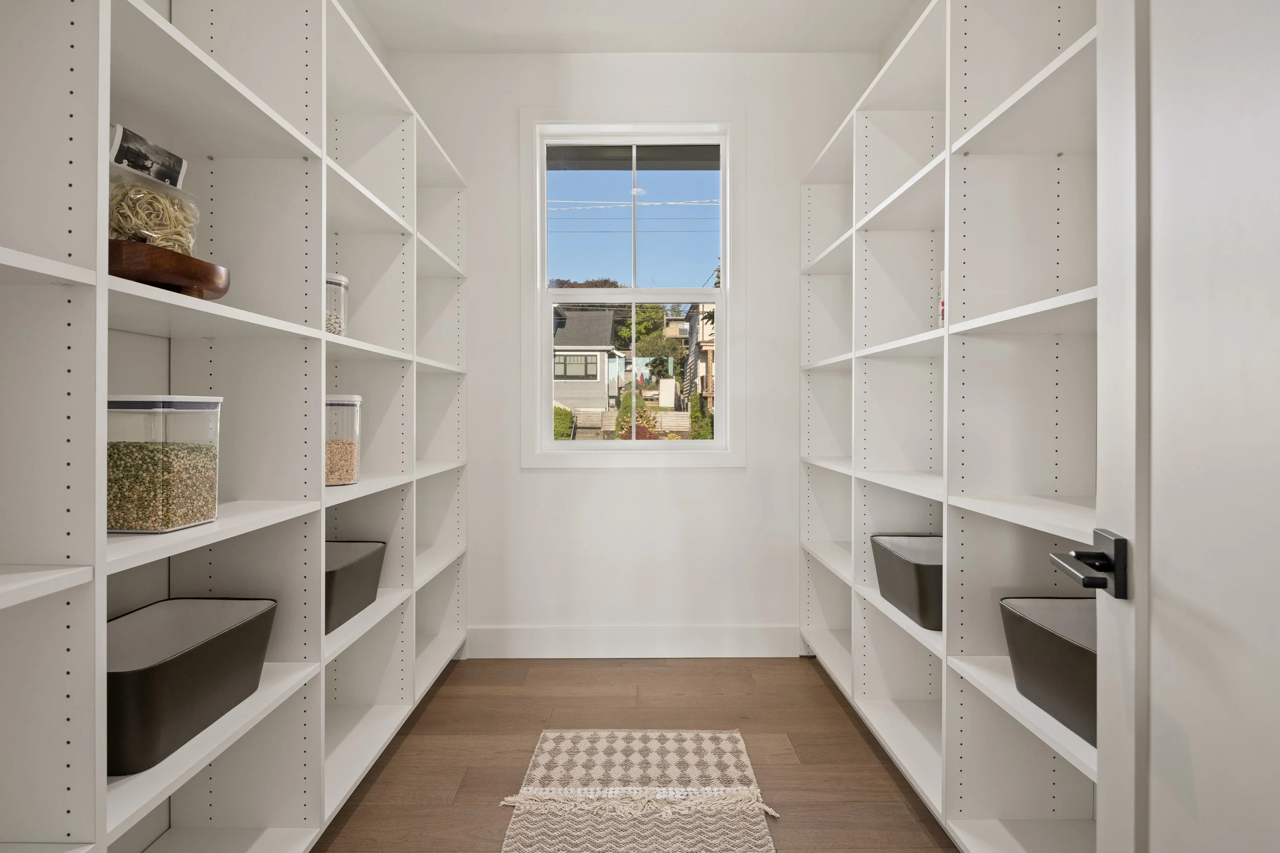 Queen Anne Overlook - Pantry 1.jpg