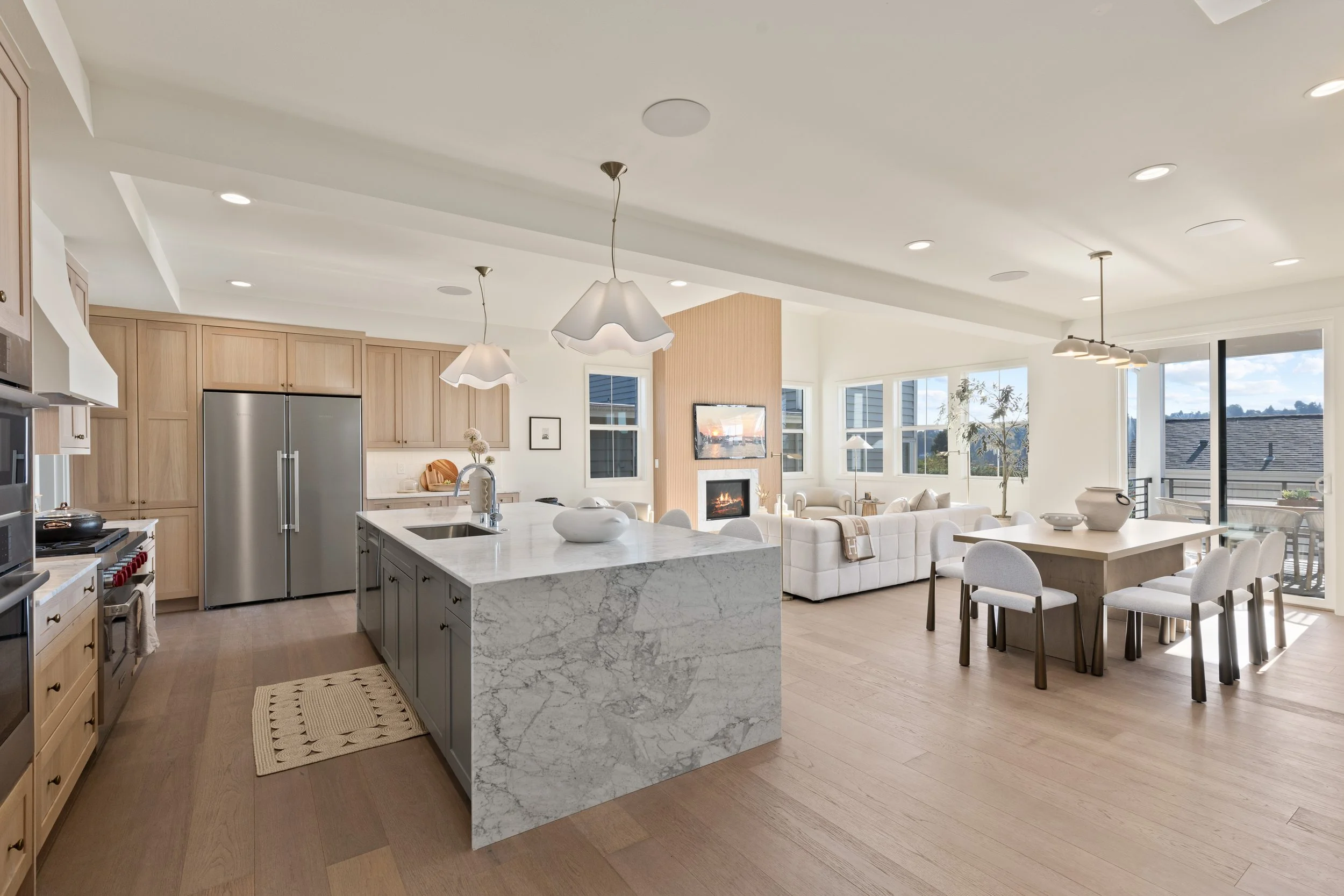 Queen Anne Overlook - Kitchen 1.jpg