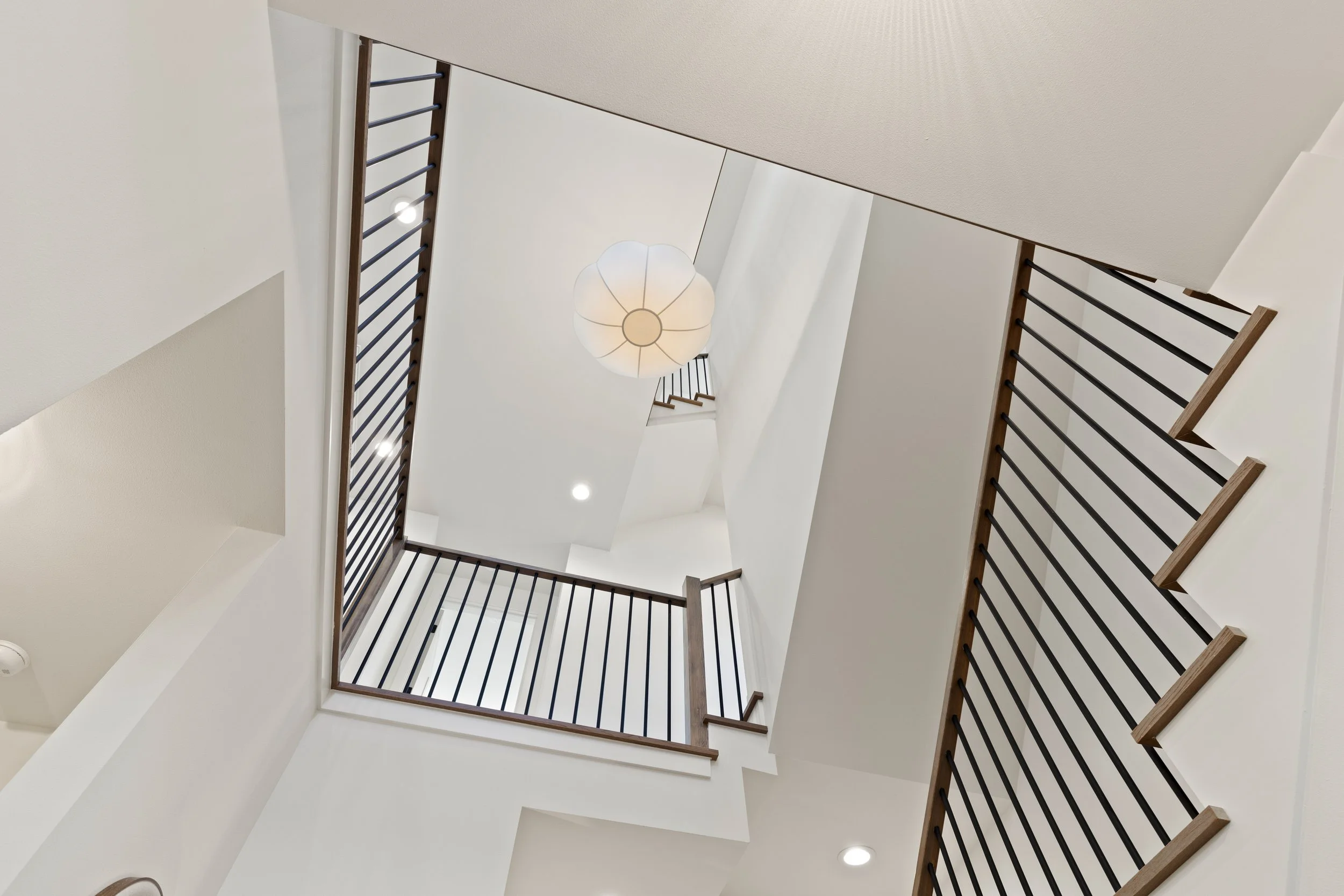 Queen Anne Overlook - Staircase Detail 1.jpg