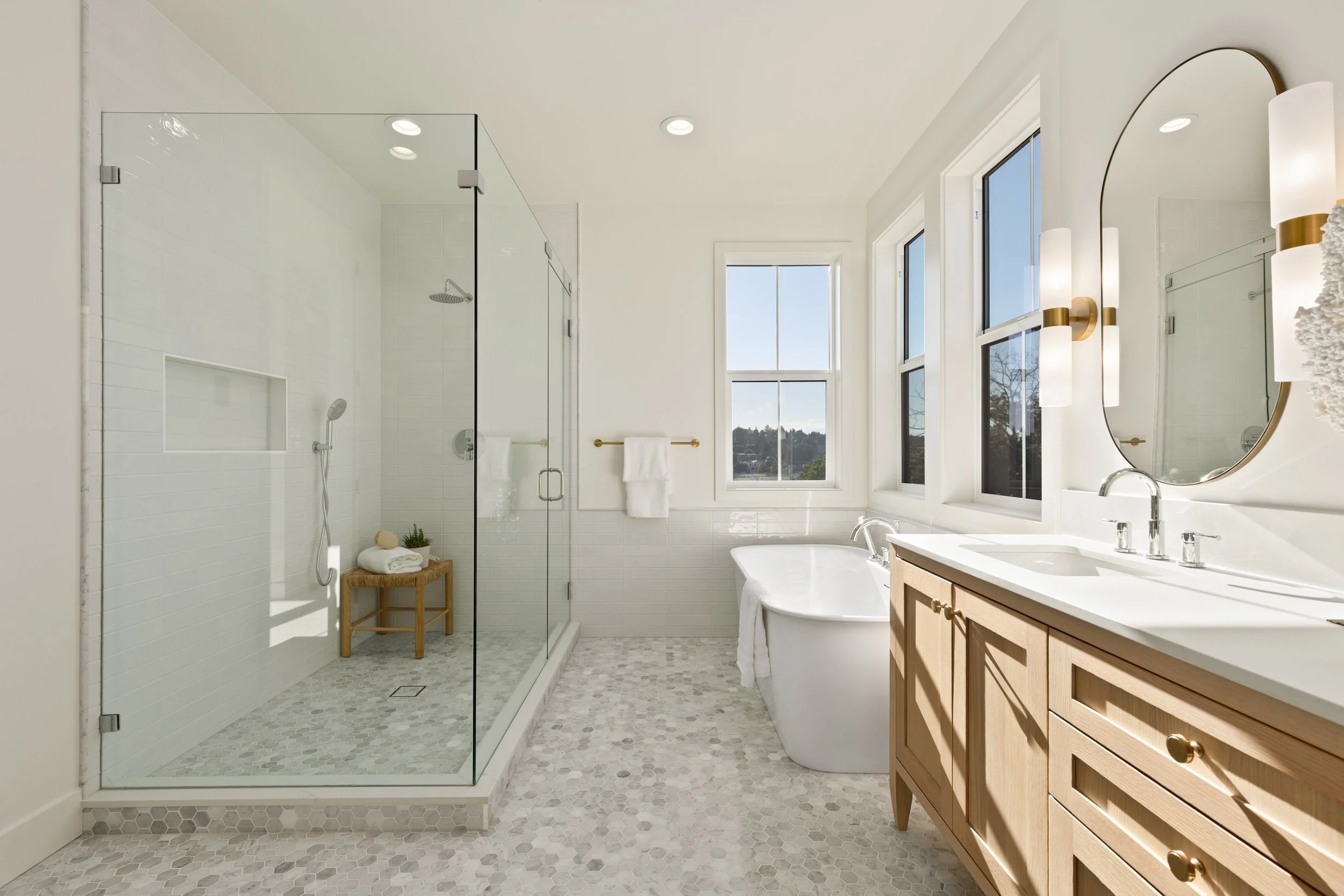 Queen Anne Overlook - Primary Bathroom 3.jpg
