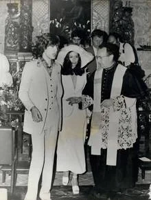 Mick and Bianca Jagger in the white wedding suits made for them by Sexton and his business partner Tommy Nutter