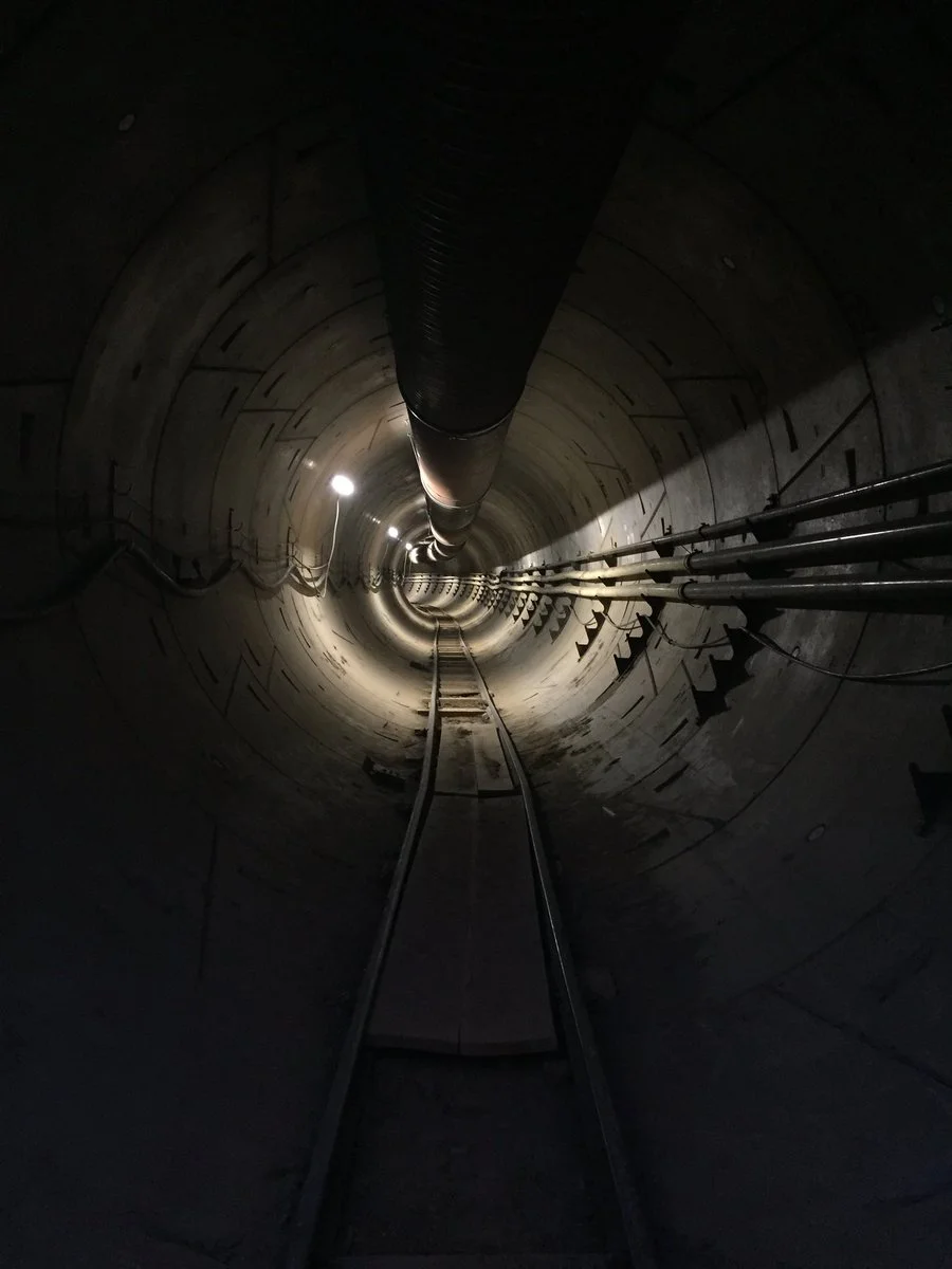 Twitter: @elonmusk, "Picture of The Boring Company LA tunnel taken yesterday"