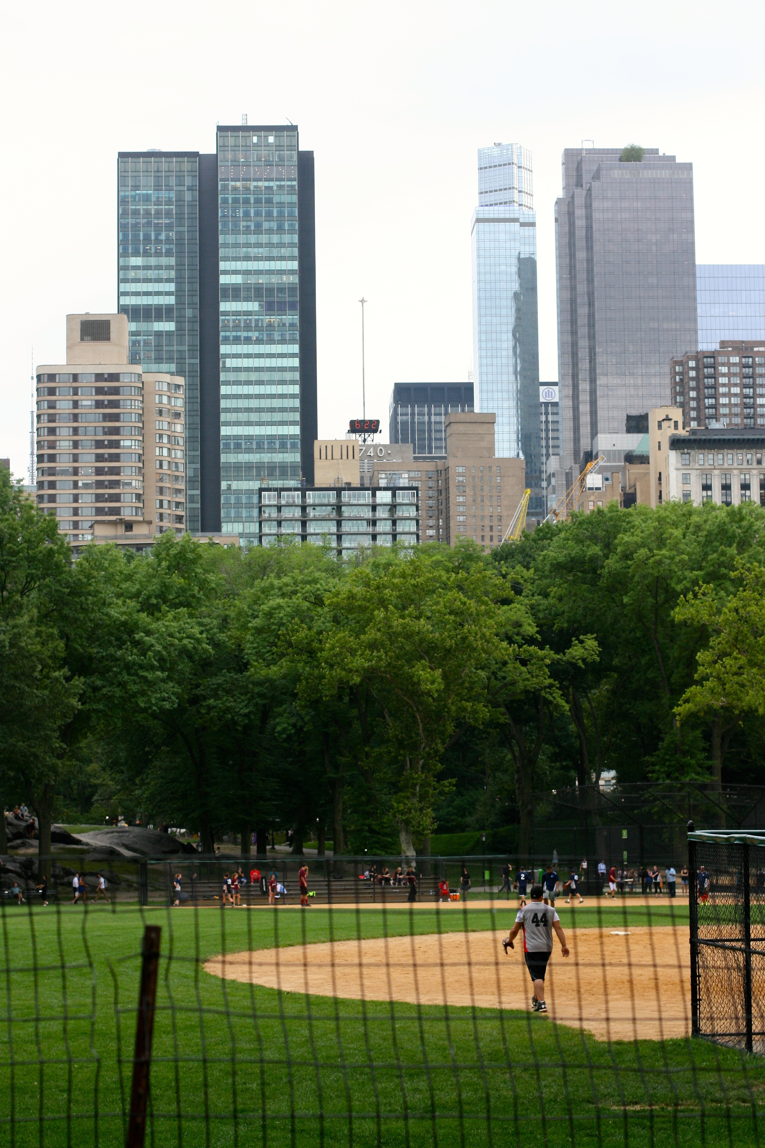 Probably the only place where you can watch a ball game and gaze at the cityscape ALL AT ONCE. Central Park, you rule.