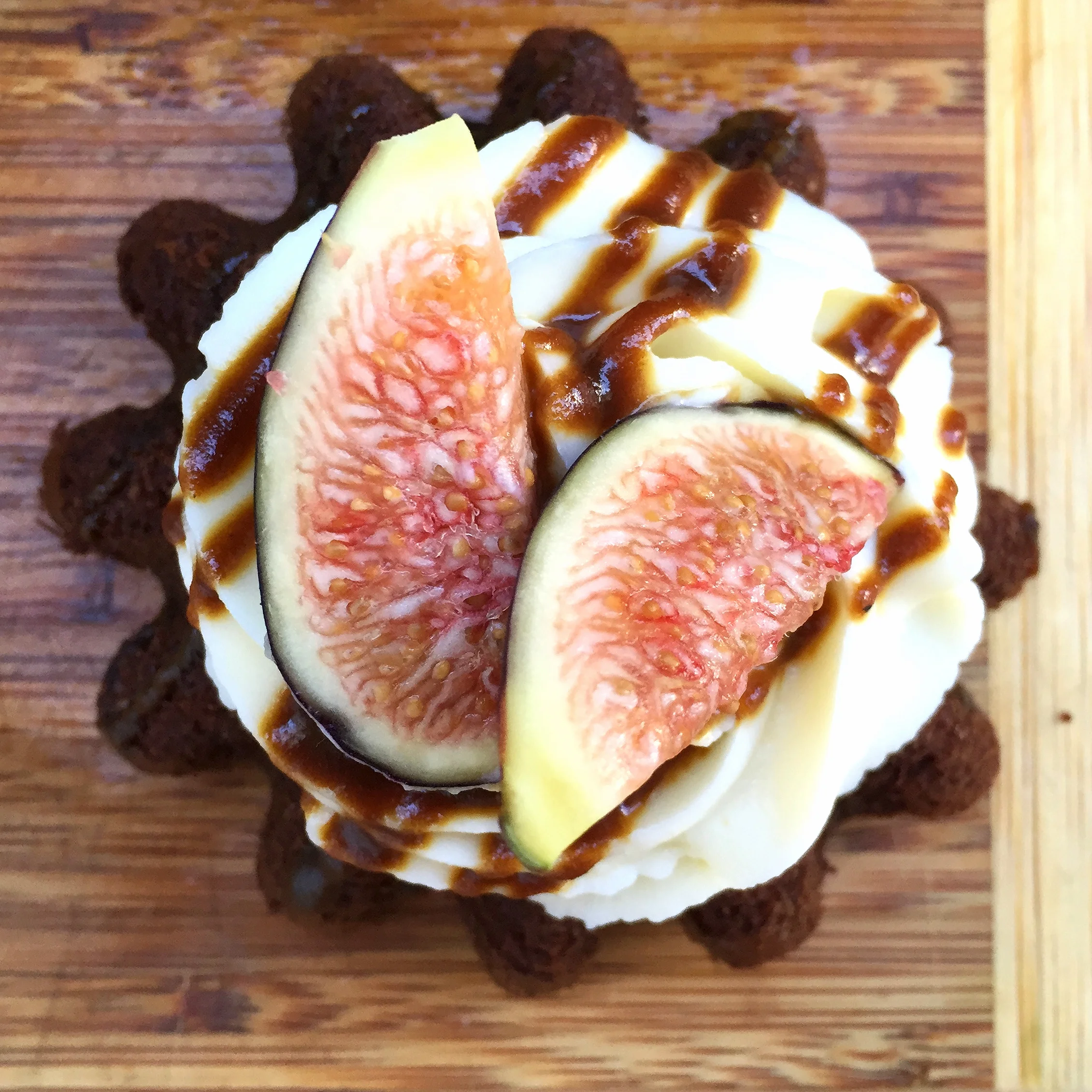 Fig, Caramel and Goat Cheese Chocolate Cakes — My Engineered Nutrition
