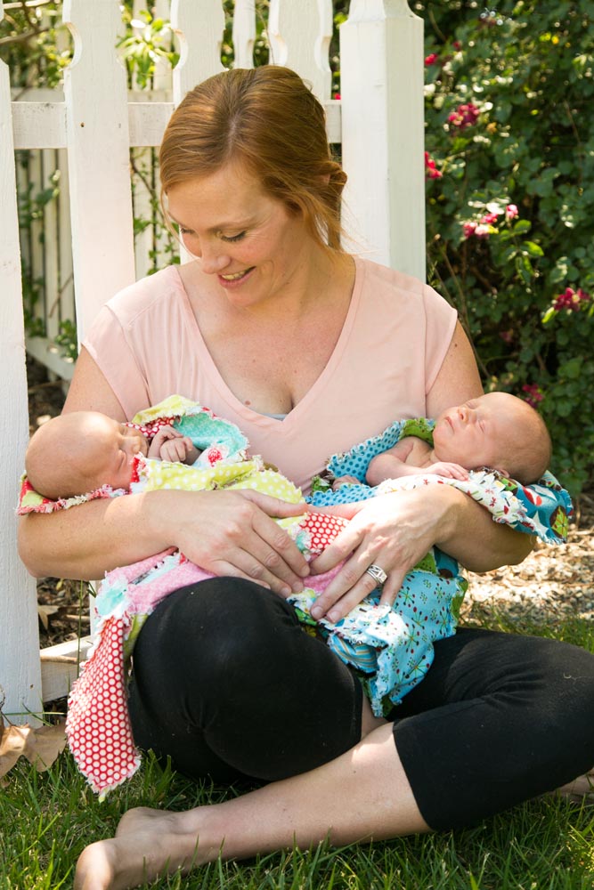 Twin Newborn Portraits061.jpg