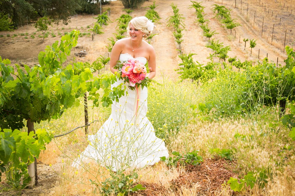 Still Waters Vineyards Wedding019.jpg