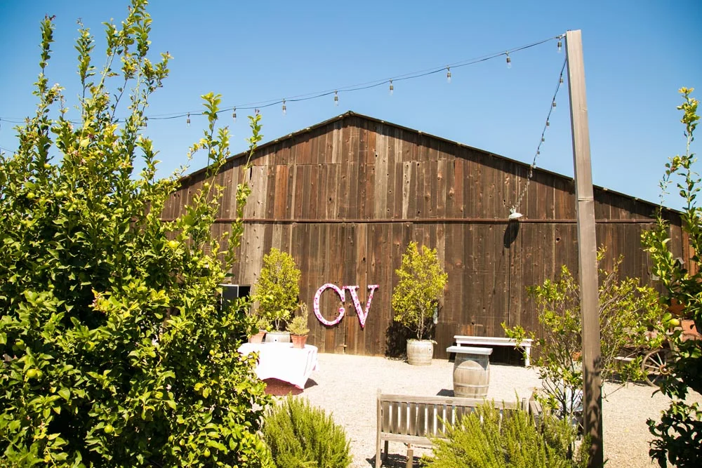 Dana Powers Barn Wedding087.jpg