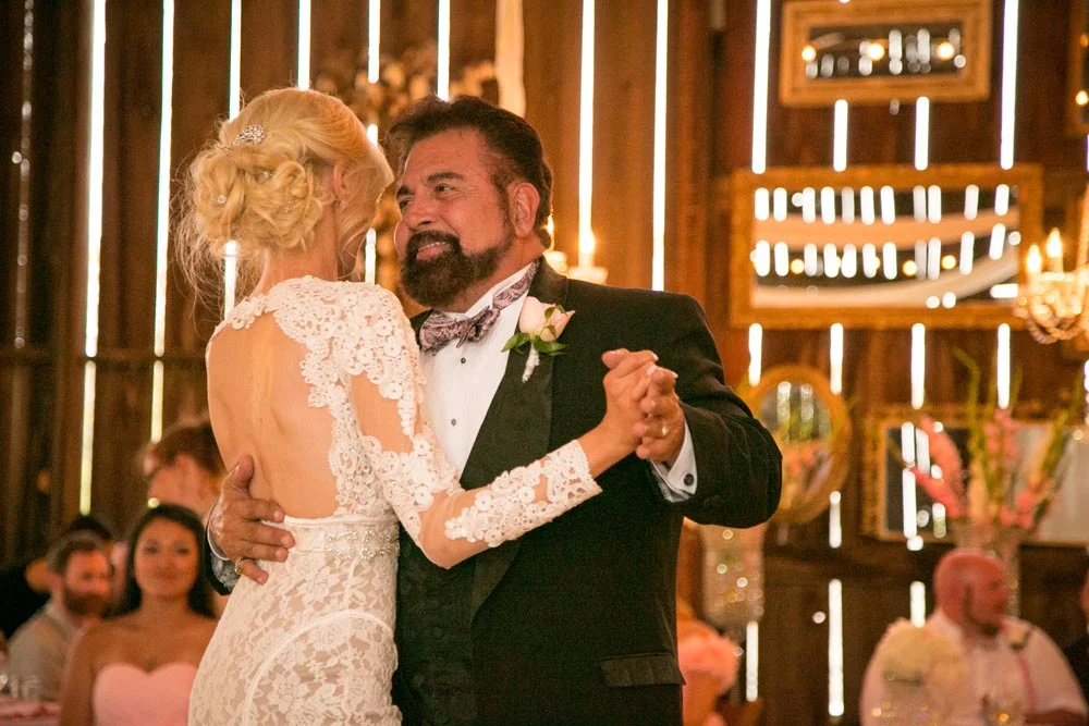 Dana Powers Barn Wedding152.jpg