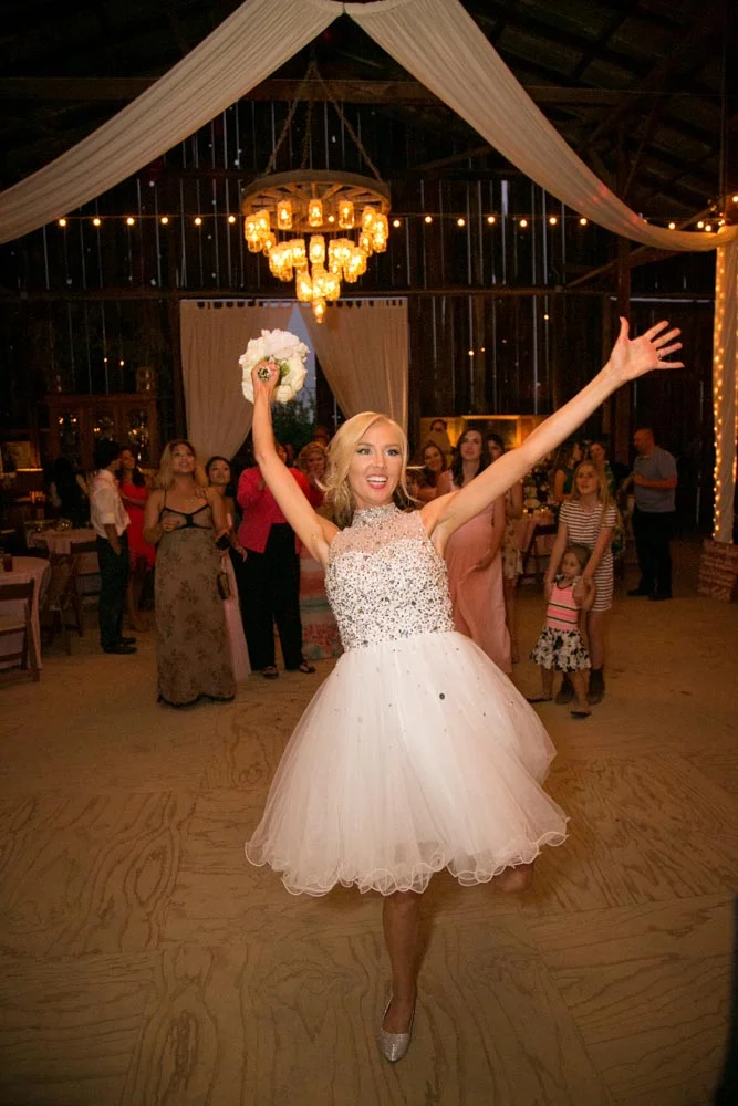 Dana Powers Barn Wedding174.jpg