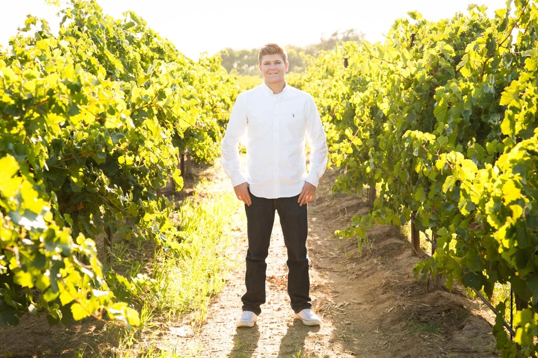 Le Vigne Winery Senior Portraits003.jpg