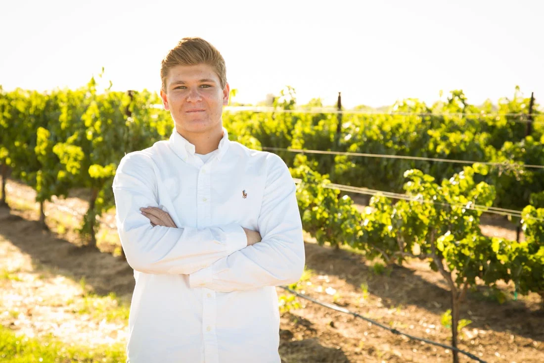 Le Vigne Winery Senior Portraits010.jpg
