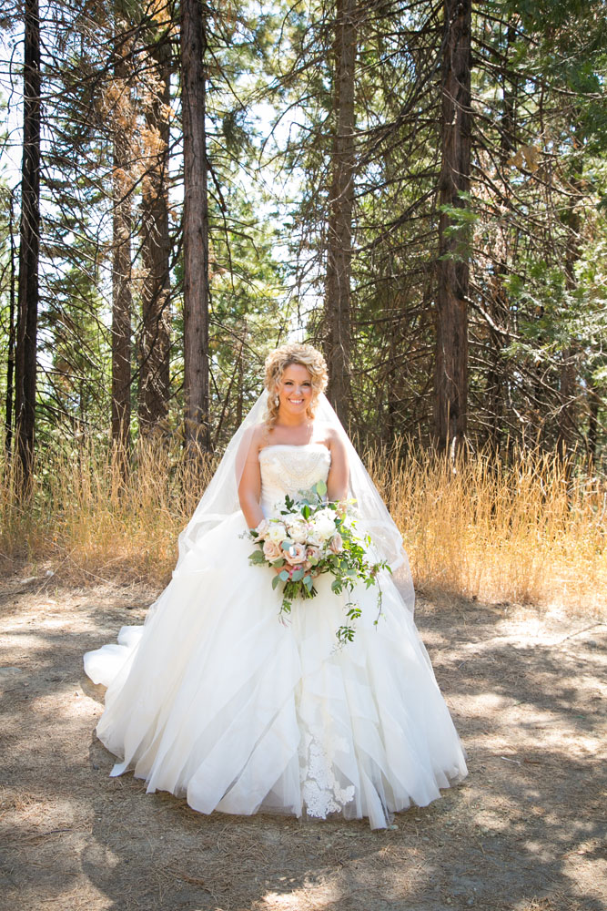 Yosemite Wedding Photographer Tenaya Lodge034.jpg