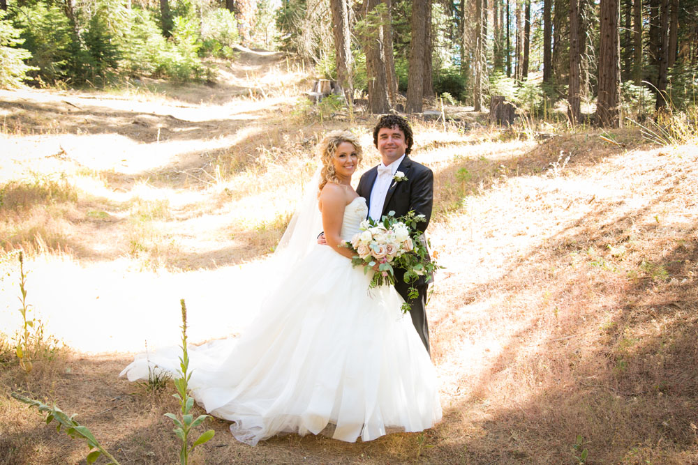 Yosemite Wedding Photographer Tenaya Lodge056.jpg