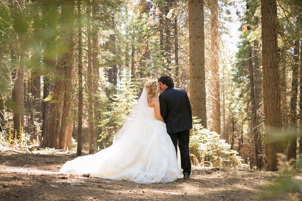 Yosemite Wedding Photographer Tenaya Lodge073.jpg