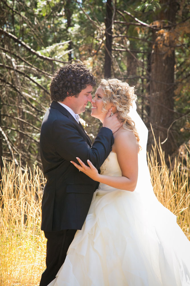 Yosemite Wedding Photographer Tenaya Lodge085.jpg