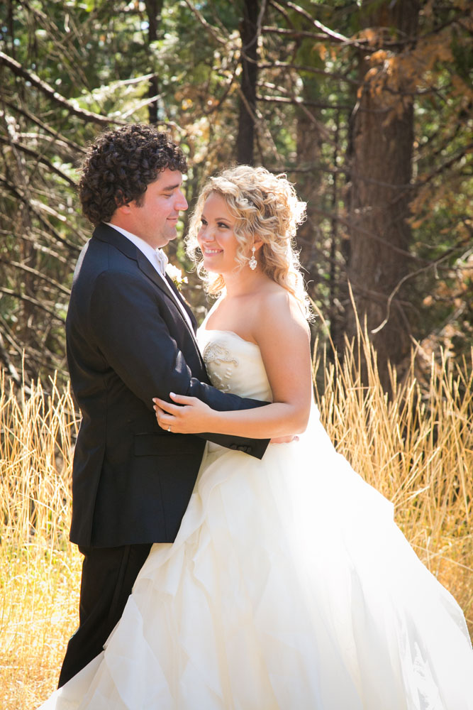 Yosemite Wedding Photographer Tenaya Lodge086.jpg