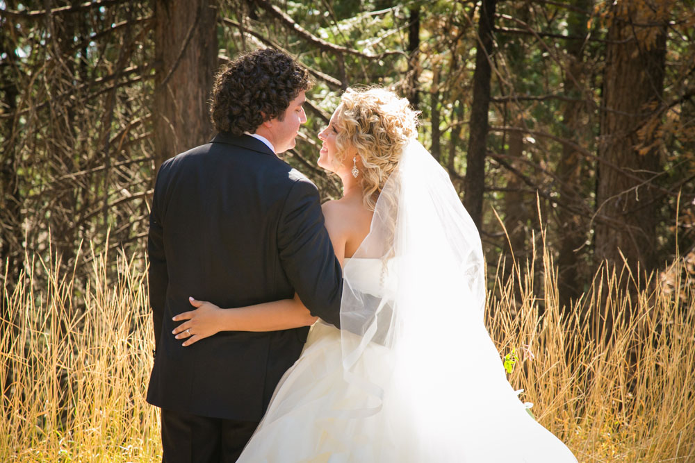 Yosemite Wedding Photographer Tenaya Lodge088.jpg