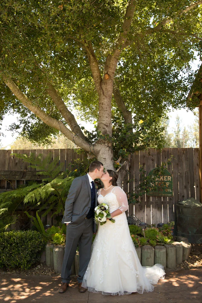 San Luis Obiso Wedding Photographer Edwards Barn 063.jpg