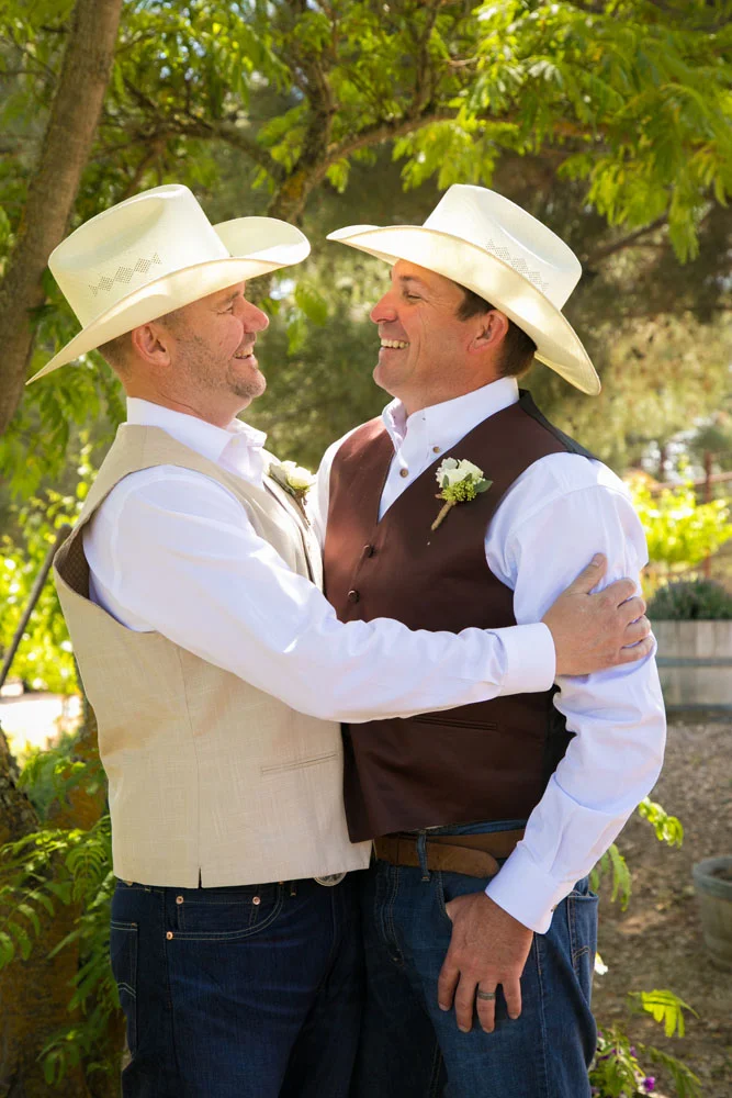 Paso Robles Wedding Photographer Stillwaters Vineyard 042.jpg