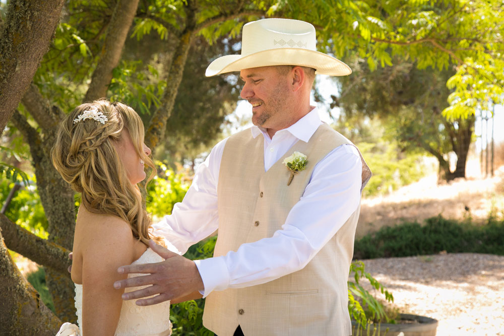 Paso Robles Wedding Photographer Stillwaters Vineyard 058.jpg