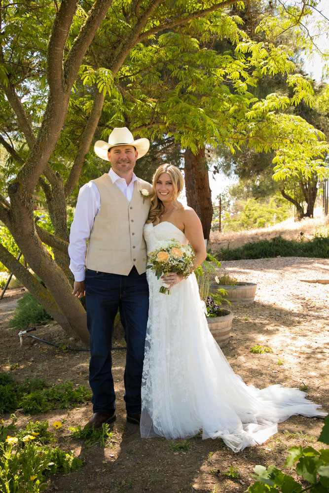 Paso Robles Wedding Photographer Stillwaters Vineyard 062.jpg