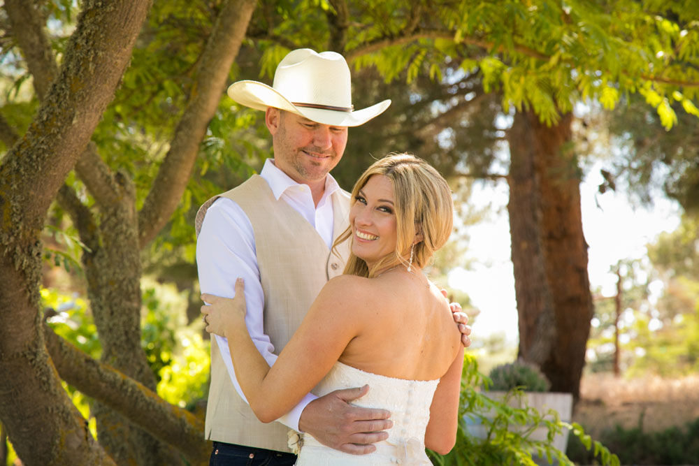 Paso Robles Wedding Photographer Stillwaters Vineyard 073.jpg