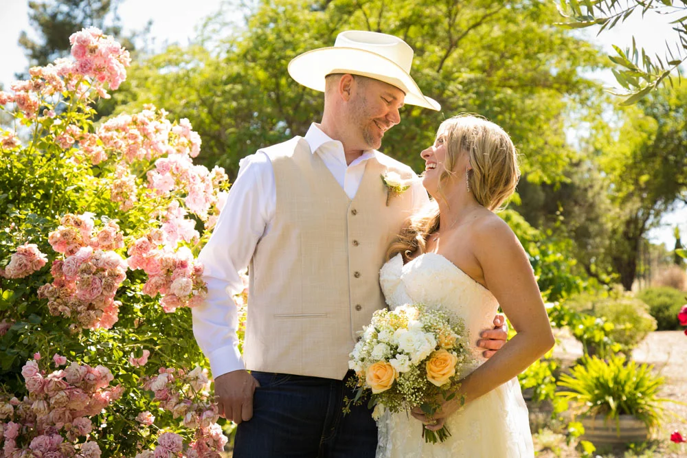 Paso Robles Wedding Photographer Stillwaters Vineyard 077.jpg