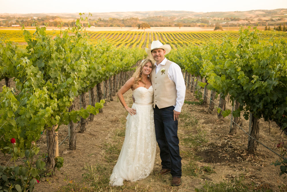 Paso Robles Wedding Photographer Stillwaters Vineyard 145.jpg