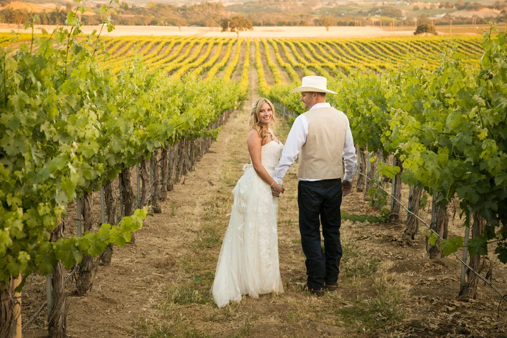 Paso Robles Wedding Photographer Stillwaters Vineyard 147.jpg