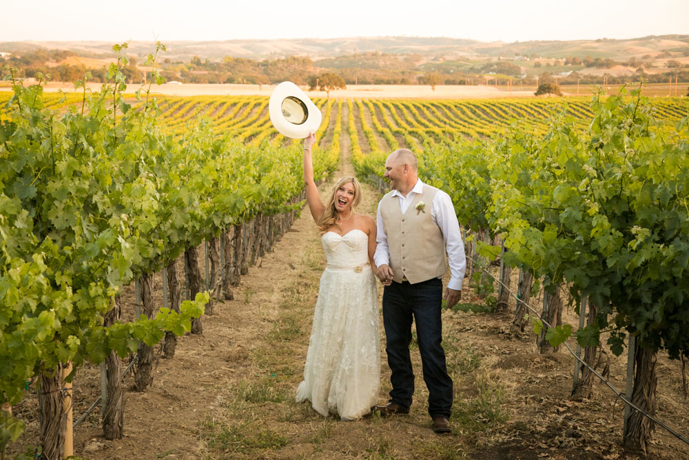 Paso Robles Wedding Photographer Stillwaters Vineyard 149.jpg