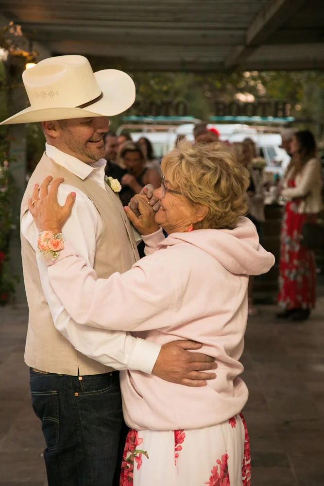 Paso Robles Wedding Photographer Stillwaters Vineyard 157.jpg