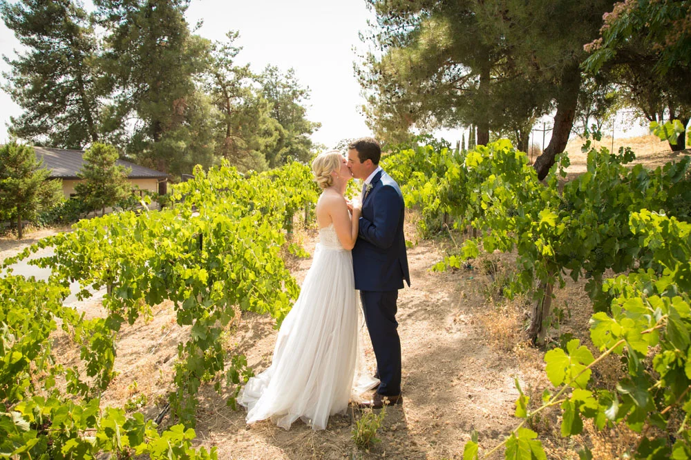 Paso Robles Wedding Photographer Still Waters Vineyard077.jpg