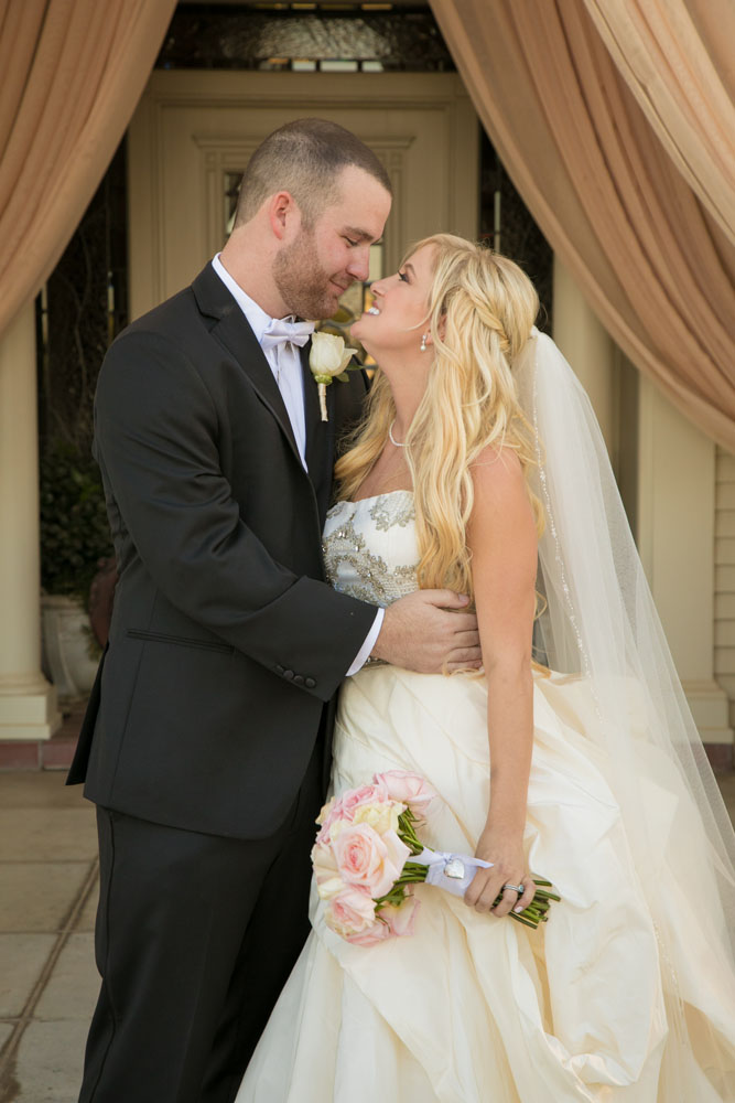 Fresno Wedding Photographer The Manor Estate 095.jpg