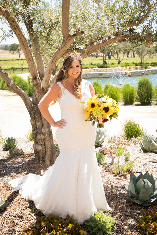 Paso Robles Wedding Photographer Rava Vines013.jpg