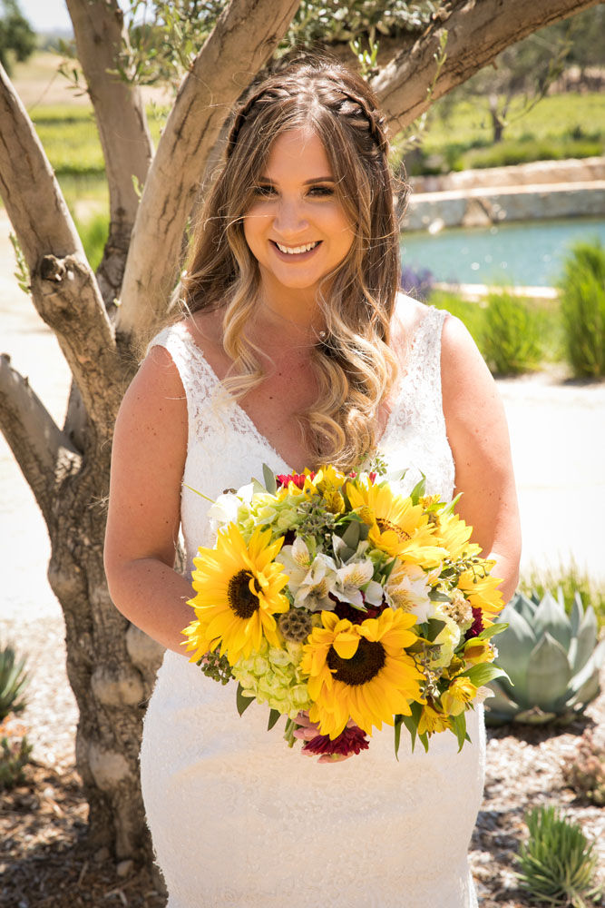 Paso Robles Wedding Photographer Rava Vines016.jpg