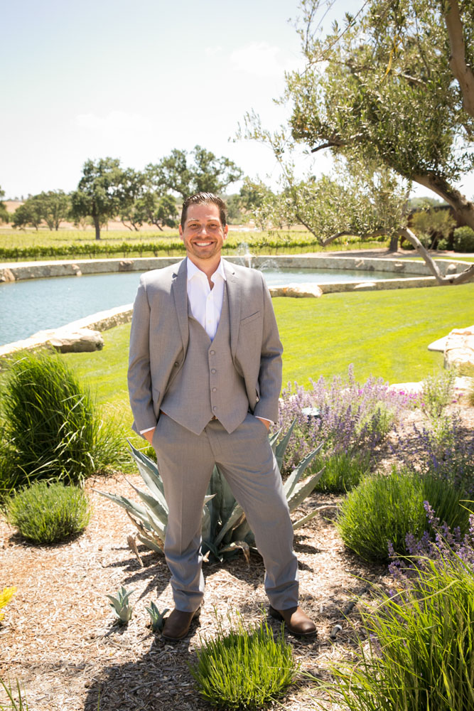 Paso Robles Wedding Photographer Rava Vines036.jpg