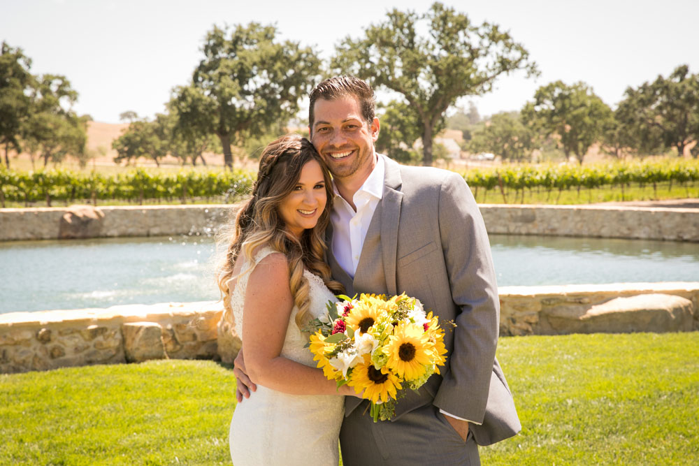 Paso Robles Wedding Photographer Rava Vines045.jpg