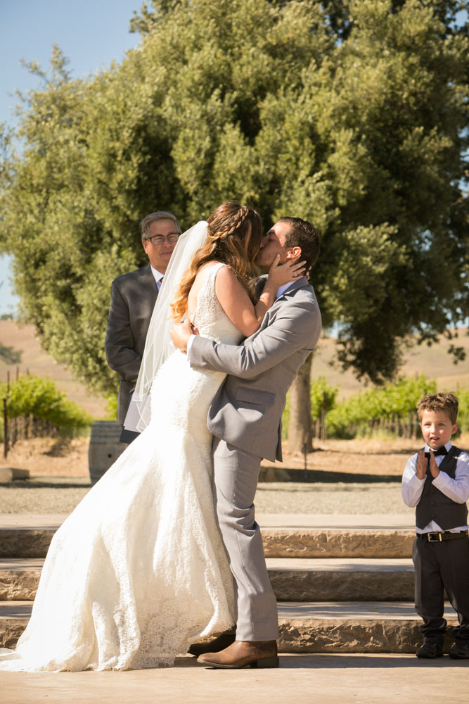 Paso Robles Wedding Photographer Rava Vines113.jpg