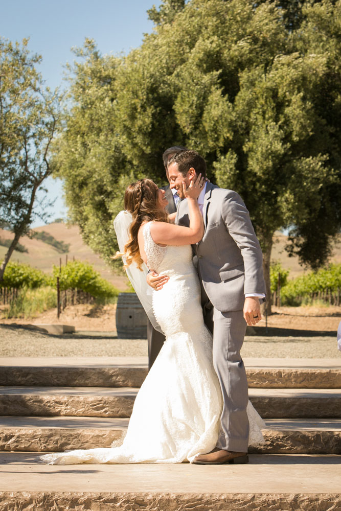 Paso Robles Wedding Photographer Rava Vines114.jpg