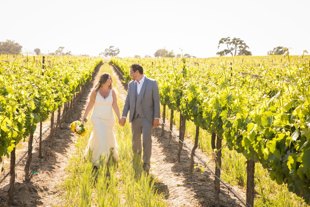 Paso Robles Wedding Photographer Rava Vines126.jpg