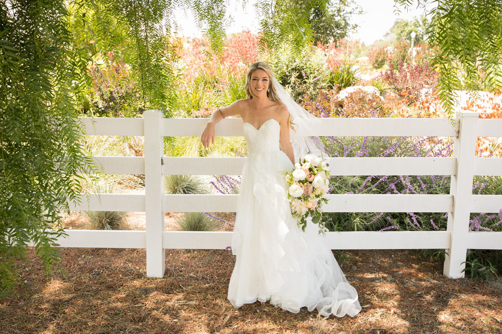 San Luis Obispo Wedding Photographer The White Barn 042.jpg