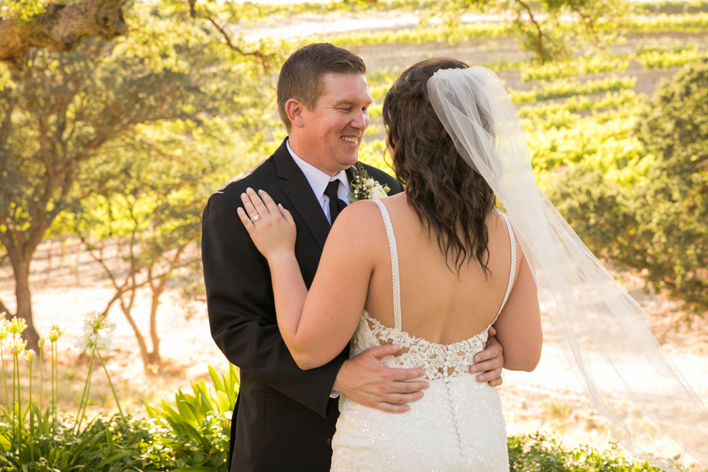 Paso Robles Wedding Photographer Villa San Juilette Vineyard and Winery 076.jpg