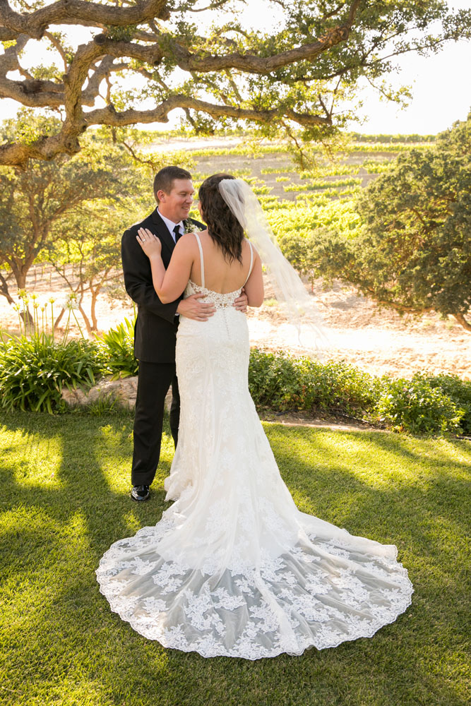 Paso Robles Wedding Photographer Villa San Juilette Vineyard and Winery 075.jpg